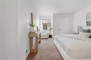 11939 Weddington St, Valley Village, CA 91607 - Photo 24