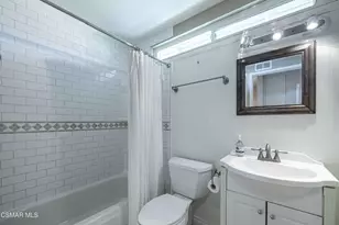 2397 Laurelpark Ct, Thousand Oaks, CA 91362 - Photo 30