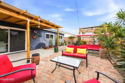 2516 E Phyllis Street, Simi Valley, CA 93065 - Photo 26
