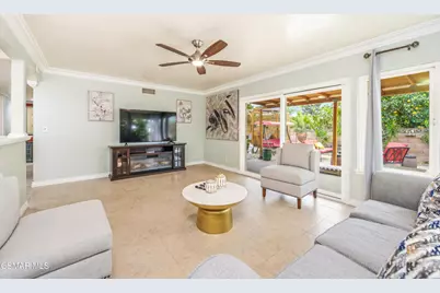 2516 E Phyllis Street, Simi Valley, CA 93065 - Photo 10