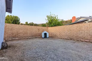 2128 Tremont Ave, Simi Valley, CA 93063 - Photo 40