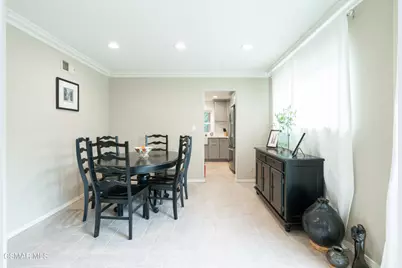 2362 Medina Avenue, Simi Valley, CA 93063 - Photo 22