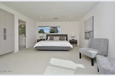 136 Erten Street, Thousand Oaks, CA 91360 - Photo 14