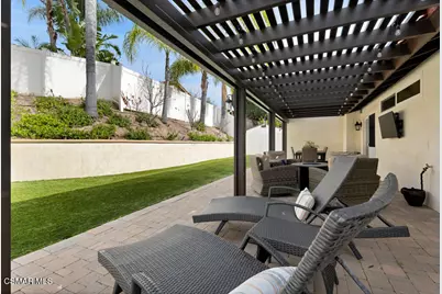 260 Greenmeadow Drive, Thousand Oaks, CA 91320 - Photo 42