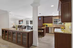 260 Greenmeadow Dr, Thousand Oaks, CA 91320 - Photo 10