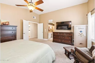 2696 Santa Ynez Avenue, Simi Valley, CA 93063 - Photo 22