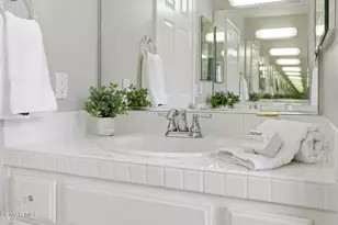 2440 Gillingham Cir, Thousand Oaks, CA 91362 - Photo 54