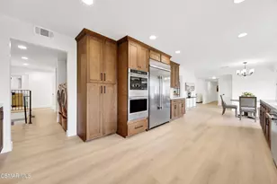 1154 La Jolla Dr, Thousand Oaks, CA 91362 - Photo 22