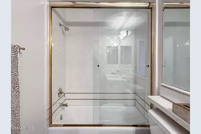 185 Jaycroft Court, Lake Sherwood, CA 91361 - Photo 12