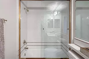 185 Jaycroft Ct, Lake Sherwood, CA 91361 - Photo 12