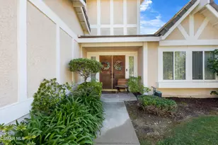 2110 Laurelwood Dr, Thousand Oaks, CA 91362 - Photo 4