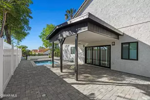 20500 Blairmoore St, Chatsworth, CA 91311 - Photo 42