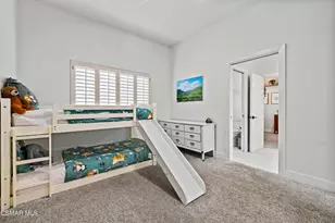 911 Vivian Cir, Newbury Park, CA 91320 - Photo 36