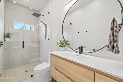 911 Vivian Circle, Newbury Park, CA 91320 - Photo 32