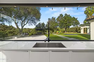 911 Vivian Cir, Newbury Park, CA 91320 - Photo 20