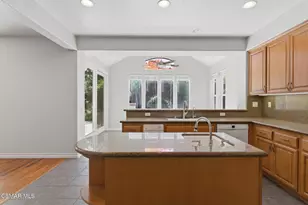 1775 Red Robin Pl, Newbury Park, CA 91320 - Photo 18