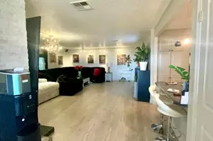 24303 Woolsey Canyon Rd, Canoga Park, CA 91304 - Photo 14