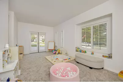 791 Eisenhower Way, Simi Valley, CA 93065 - Photo 20