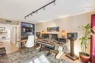 12610 Hillside Dr, Moorpark, CA 93021 - Photo 26