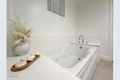 4644 Coldwater Canyon Avenue #102, Studio City, CA 91604 - Photo 38