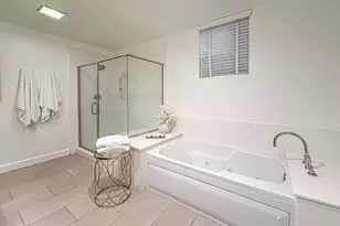 4644 Coldwater Canyon Ave, Studio City, CA 91604 - Photo 36