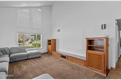 6435 Hazel Circle, Simi Valley, CA 93063 - Photo 8