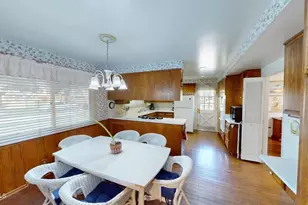 10900 Des Moines Ave, Porter Ranch, CA 91326 - Photo 16