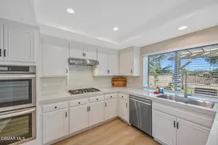 2026 Stonehill Cir, Thousand Oaks, CA 91360 - Photo 16