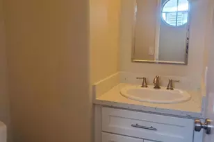 4819 La Rosa Dr, Oak Park, CA 91377 - Photo 4