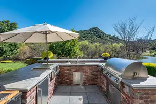 2639 Queen's Garden Dr, Thousand Oaks, CA 91361 - Photo 28