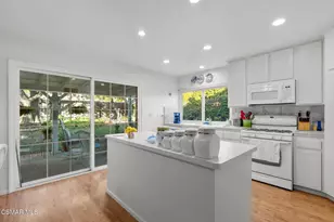 28949 Valley Heights Dr, Agoura Hills, CA 91301 - Photo 10