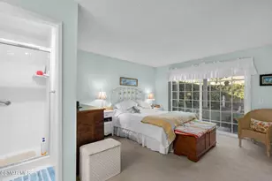 28949 Valley Heights Dr, Agoura Hills, CA 91301 - Photo 14