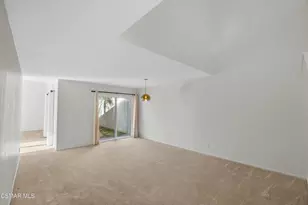 3156 Boxwood Cir, Thousand Oaks, CA 91360 - Photo 10