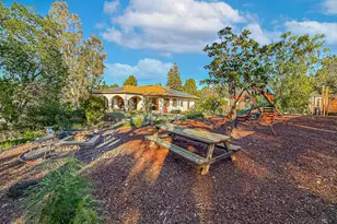 4255 Saddlecrest Ln, Westlake Village, CA 91361 - Photo 28