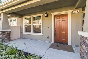 578 Apricot Ln, Fillmore, CA 93015 - Photo 4