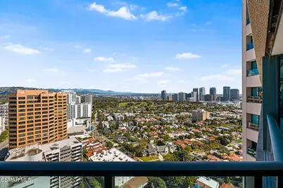 10490 Wilshire Boulevard #2504, Los Angeles, CA 90024 - Photo 16