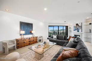 10490 Wilshire Blvd, Los Angeles, CA 90024 - Photo 12