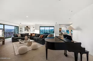 10490 Wilshire Blvd, Los Angeles, CA 90024 - Photo 10