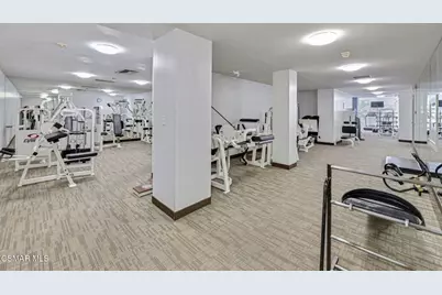 800 W 1st Street #2801, Los Angeles, CA 90012 - Photo 32