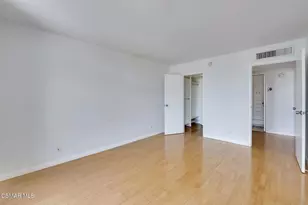 800 W 1st St, Los Angeles, CA 90012 - Photo 24