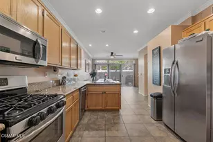 4212 Skybrook Ct, Moorpark, CA 93021 - Photo 4