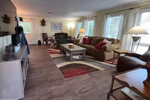 2598 Thunderbird Dr, Thousand Oaks, CA 91362 - Photo 6