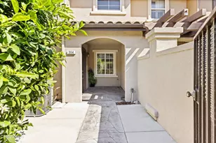 364 Eric Pl, Thousand Oaks, CA 91362 - Photo 2