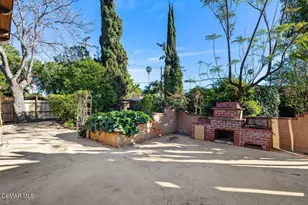 15902 Gault St, Lake Balboa, CA 91406 - Photo 24