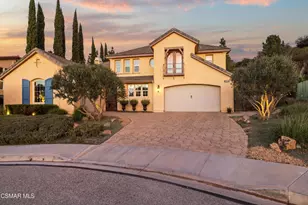 3320 Whispering Glen Ct, Simi Valley, CA 93065 - Photo 2