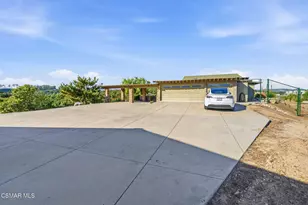 6555 Martinique Dr, Moorpark, CA 93021 - Photo 30