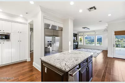 708 Ravensbury Street, Lake Sherwood, CA 91361 - Photo 16