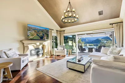 708 Ravensbury Street, Lake Sherwood, CA 91361 - Photo 10