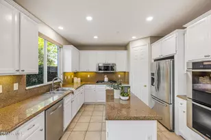 5353 Willow Oak St, Simi Valley, CA 93063 - Photo 10