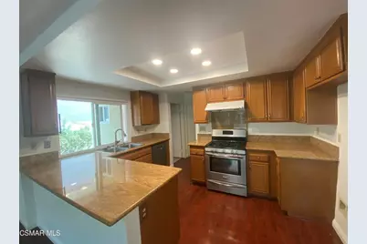 596 Aspen Ridge Court, Oak Park, CA 91377 - Photo 4